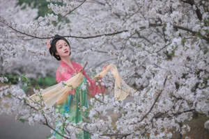 Art Language Vol.7028 by YiTuYu: Stunning Photography of Ling Zi Xi - image 21