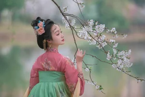 Art Language Vol.7028 by YiTuYu: Stunning Photography of Ling Zi Xi - image 16