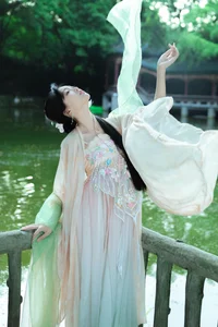 YiTuYu Art Language Vol.7300: Leng Ku Wang Ye Artistic Portrait Gallery - image 2