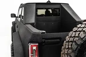 Ford Bronco Apocalypse Dark Horse 6x6: Discover the Ultimate Custom "Beast" Valued at Nearly 4 Billion VND. - image 3