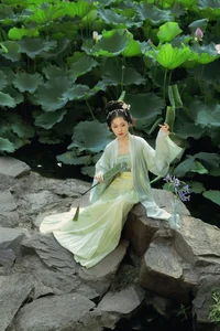 YiTuYu Art Language Vol.7617 Featuring Fang Jia Jia Garden Photography - image 3
