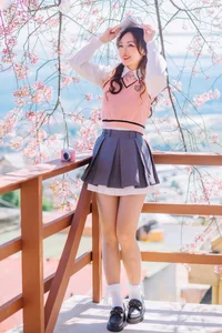 Sweet Spring Moments: Preppy Style Under Cherry Blossoms - image 7
