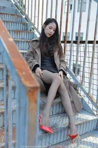 Professional Elegance: IESS No.1637 Featuring the Sophisticated Mei Ko - image 48