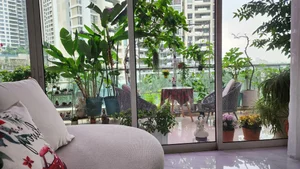 Elegant 148m2 Apartment in Ho Chi Minh City Featuring a Stunning Relaxing Garden Balcony - image 13