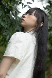 YiTuYu Art Language Vol.7424: Featuring the Elegant Shi San Jin Ya Photography Collection - image 2