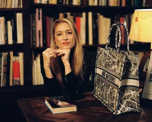 Wearable Art: The Rise of Luxury Handbags Worth Over $3,200 and Their Artistic Significance - image 0