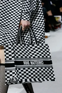Wearable Art: The Rise of Luxury Handbags Worth Over $3,200 and Their Artistic Significance - image 6