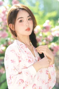 Ethereal Spring Portrait Photography: Yi Ming Amidst Blooming Double Cherry Blossoms - Art Language Vol.9339 Collection - image 11