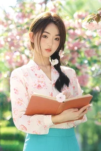 Ethereal Spring Portrait Photography: Yi Ming Amidst Blooming Double Cherry Blossoms - Art Language Vol.9339 Collection - image 4