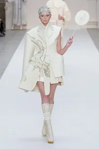 Exploring the Elegance of Paris Luxury Fashion Shows and High-End Couture Trends - image 3