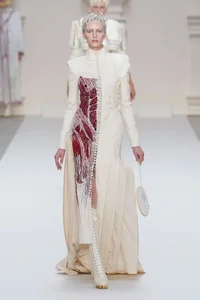Exploring the Elegance of Paris Luxury Fashion Shows and High-End Couture Trends - image 11