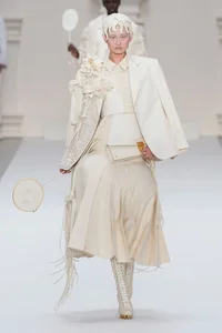 Exploring the Elegance of Paris Luxury Fashion Shows and High-End Couture Trends - image 0