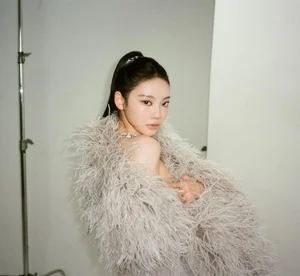 Stunning Ningning of aespa for DAZED Korea: Bold High-Fashion Editorial Featuring Iconic Shaggy Shawl and Avant-Garde Style - image 5