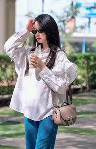 Midu's Ageless Charm: White Shirt Style Makes Her Look Like a Schoolgirl at 35 - image 12