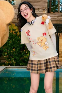 Miss International Thanh Thuy: From Red Carpet Glamour to Simple Everyday Elegance - image 12