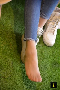 IESS Puhui 136: Xiao Jie and the Double Layer Sock Trend - image 16