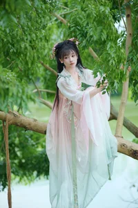 Captivating Portraits of Xiao Xiao Yu in YiTuYu Vol.7334 Art Language - image 13