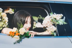 YITUYU Art Language 2024.06.18: Jiu Jiu Shi and the Romantic Flower Cart Aesthetic - image 6
