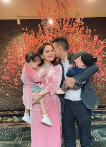 Vbiz Billionaire Wives Beauty Battle: Is Quynh Bup Be Star Phuong Oanh the Most Stunning Socialite? - image 2