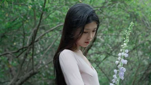 Ethereal Forest Muse: Yu Qing Feng’s Soft Aesthetic - image 14