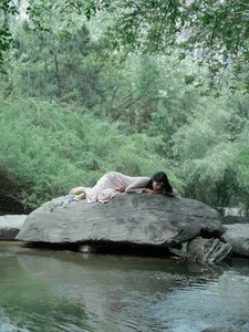 Ethereal Forest Muse: Yu Qing Feng’s Soft Aesthetic - image 22