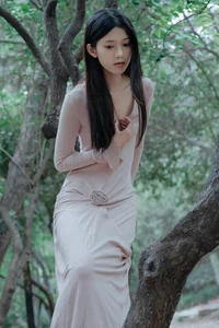 Ethereal Forest Muse: Yu Qing Feng’s Soft Aesthetic - image 19