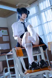 Captivating Blue Archive Misaki JK Cosplay by Coser@屿鱼 – Mystical School Uniform Charm - image 21