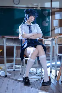 Captivating Blue Archive Misaki JK Cosplay by Coser@屿鱼 – Mystical School Uniform Charm - image 16