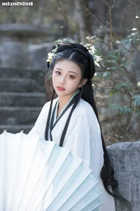 The Graceful Artistry of Xiao Jin in YiTuYu Art Language Vol.4124 - image 3