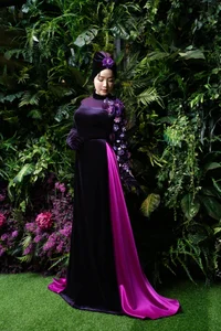 The Timeless Elegance of Giang My in Exquisite Floral Embroidered Ao Dai - image 6