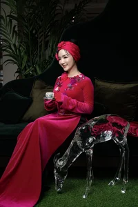 The Timeless Elegance of Giang My in Exquisite Floral Embroidered Ao Dai - image 3