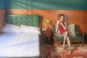 Art Language 2024.01.12: Gaia Explores the Concept of Red Seduction in Photography - image 9