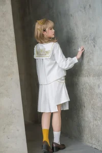 YiTuYu Art Language Vol.4879 Akimoto Mao Shan Visual Collection - image 4