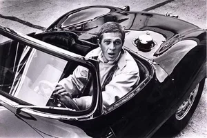 The Legend's Ride: Exploring Steve McQueen's Rare 1957 Jaguar XKSS - image 3