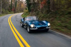 The Legend's Ride: Exploring Steve McQueen's Rare 1957 Jaguar XKSS - image 9