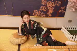 Su Yi Nuo No.10627: Captivating Traditional Grace in a Seductive Black Kimono - image 57