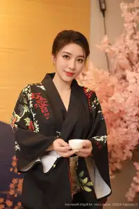 Su Yi Nuo No.10627: Captivating Traditional Grace in a Seductive Black Kimono - image 17