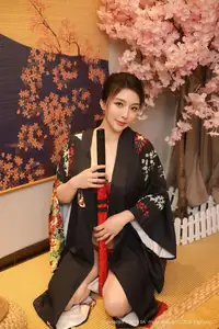 Su Yi Nuo No.10627: Captivating Traditional Grace in a Seductive Black Kimono - image 14