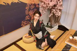 Su Yi Nuo No.10627: Captivating Traditional Grace in a Seductive Black Kimono - image 10