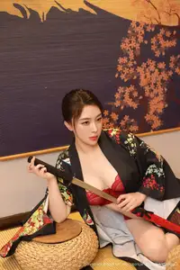 Su Yi Nuo No.10627: Captivating Traditional Grace in a Seductive Black Kimono - image 37