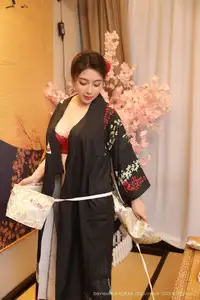 Su Yi Nuo No.10627: Captivating Traditional Grace in a Seductive Black Kimono - image 39