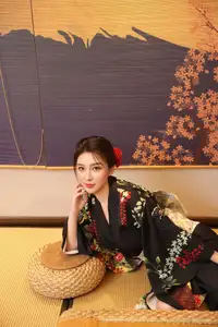 Su Yi Nuo No.10627: Captivating Traditional Grace in a Seductive Black Kimono - image 32