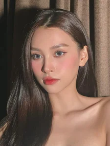 Avoid These Common Makeup Mistakes That Can Diminish Even the Most Radiant Natural Beauty - image 0