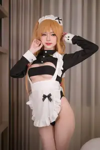Coser Sally Dorasnow: Charms as Ruby Maid with Adorable Cosplay - image 1