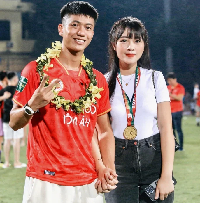 Vo Nhat Linh: The Elegant Lifestyle of Phan Van Duc’s Wife and Their Grand Home