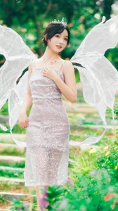 YiTuYu Art Language Vol.5675: Featuring the Elegant Min Zui Xiao Mo Xuan Portrait Collection - image 2