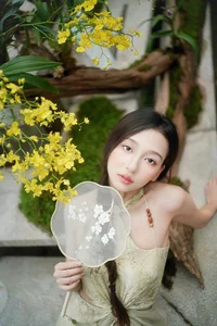 Sylvia Defines Elegance in YiTuYu Art Language Vol.7425 - image 26