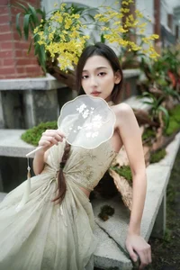 Sylvia Defines Elegance in YiTuYu Art Language Vol.7425 - image 18