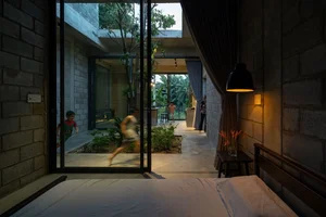 Sustainable Raw Brick House Design: Minimalist and Eco-Friendly Architecture for Modern Living - image 12