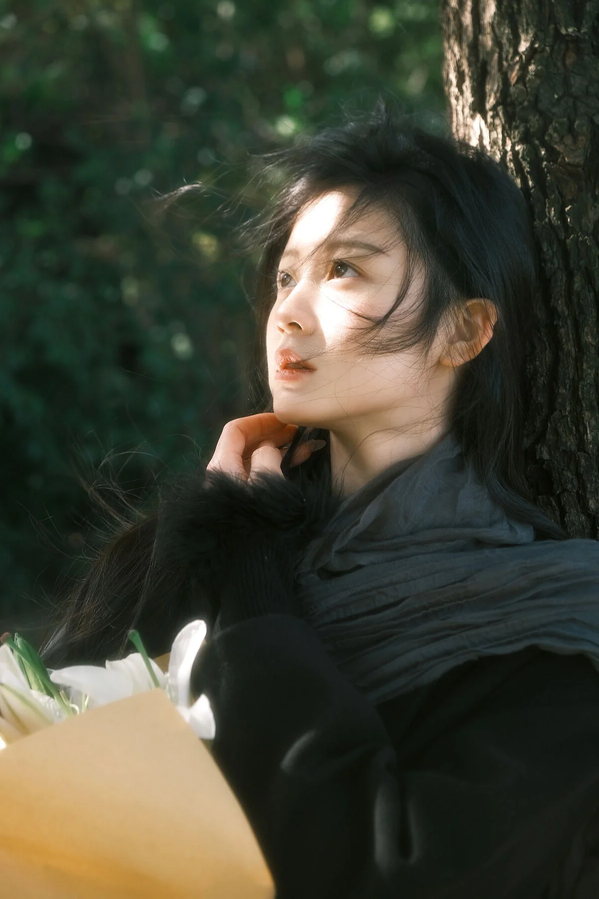 YiTuYu Art Language Vol.10376: Featuring the Graceful Lan Jian Dong